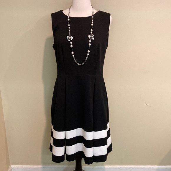 Calvin Klein Dresses & Skirts - Calvin Klein Sleeveless Dress Size 10